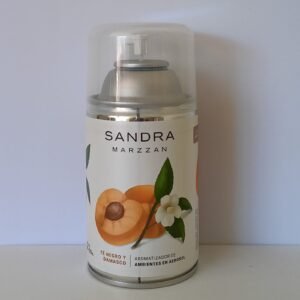 Aerosol Té negro y damasco de Sandra Marzzán